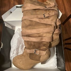 Torrid Knee High Wide Calf Boots size 9